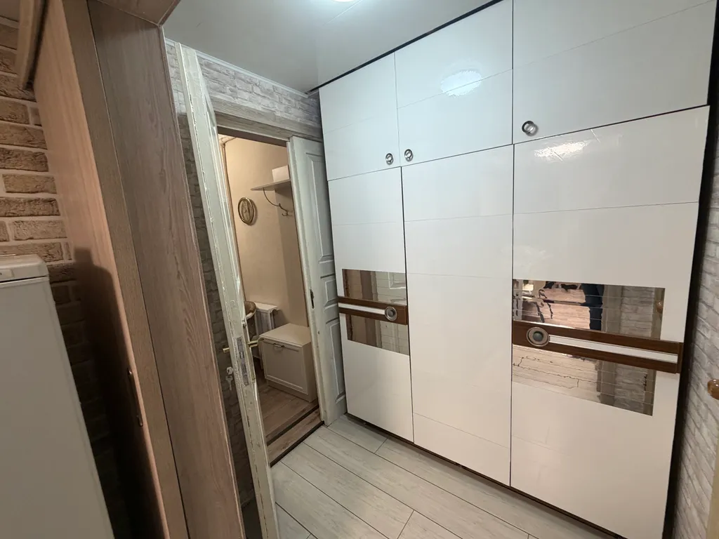 Коттедж Трёхкомнатный дом со своей территорией и автопарковкой, рядом море — Геленджик