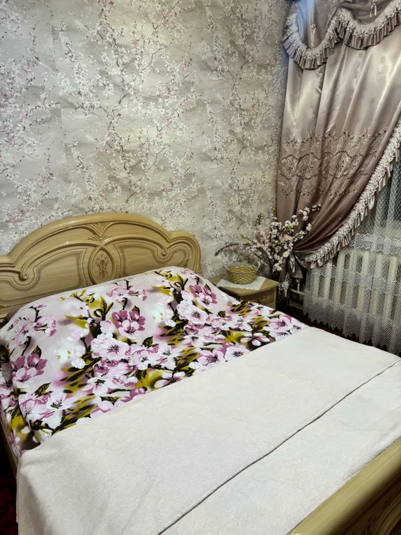 Рядом со склоном