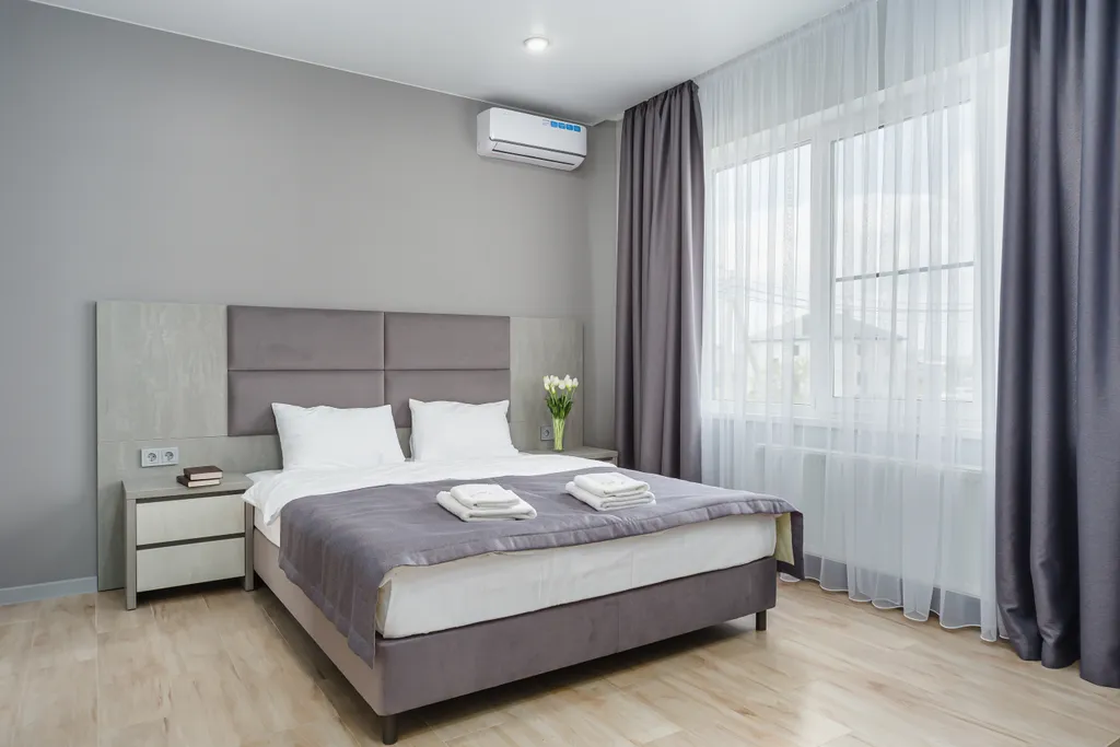 Загородный дом с русской баней и бассейном в 15 минутах от моря