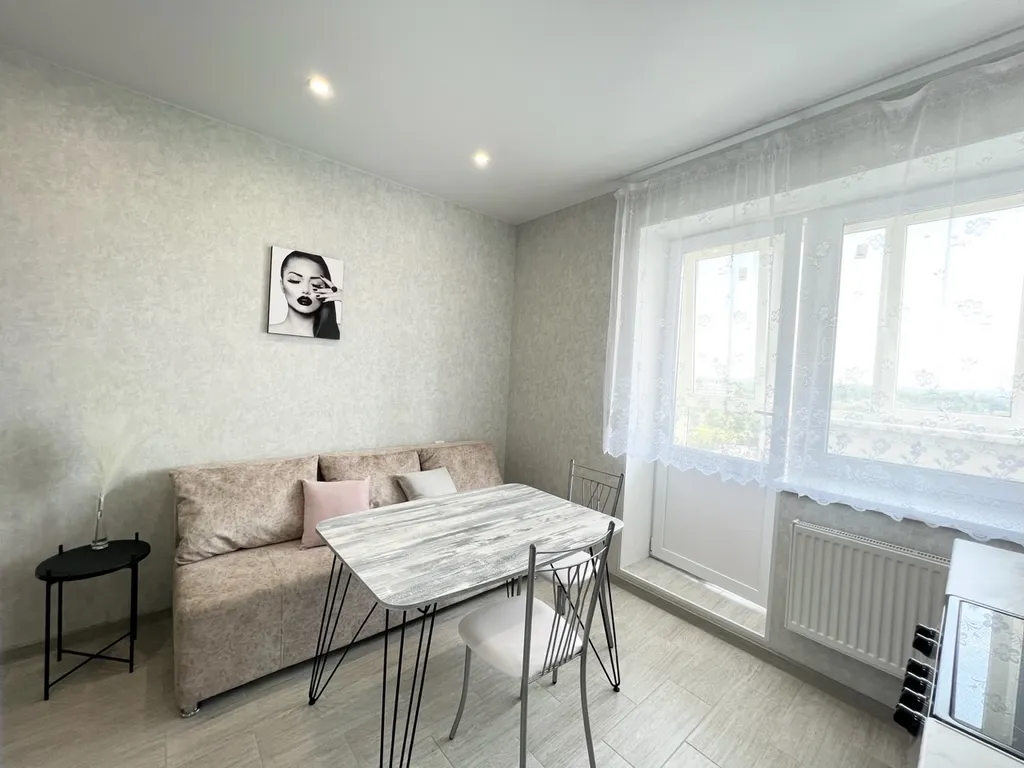 Уютная 1-я квартира возле ДК КТЗ