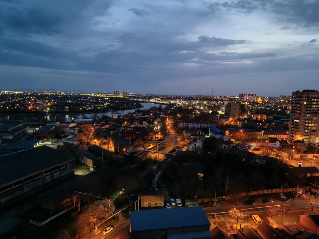 Квартира Уютная квартира с видом на город и реку Кубань в центре — Краснодар