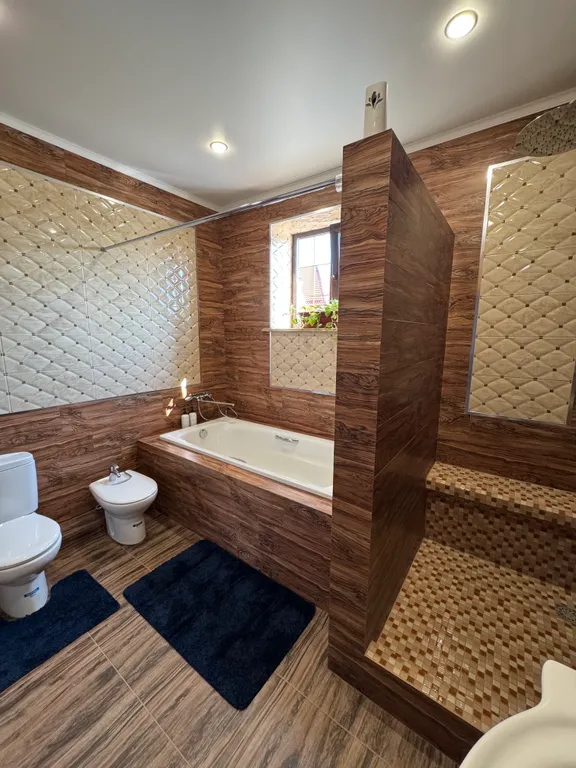 Дом с подогреваемым бассейном