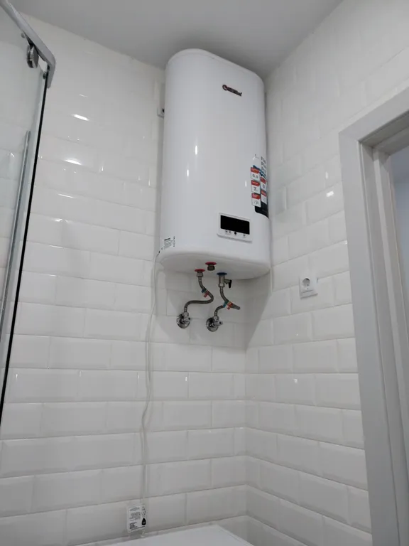 Уютная студия для двоих с видом на бассейн