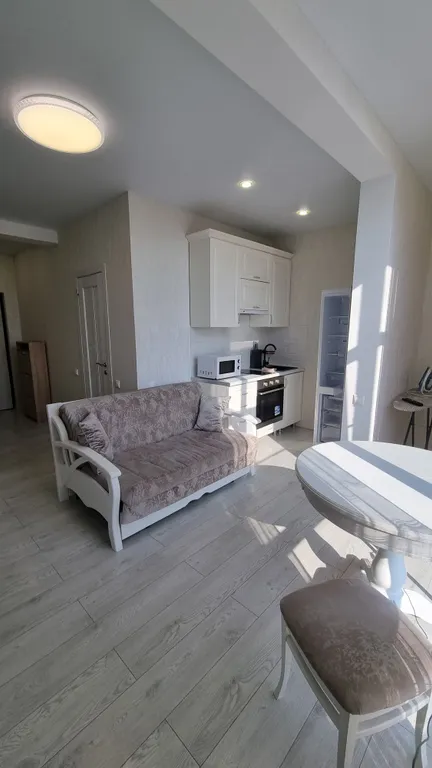 Уютная и современная квартира с видом на море и горы