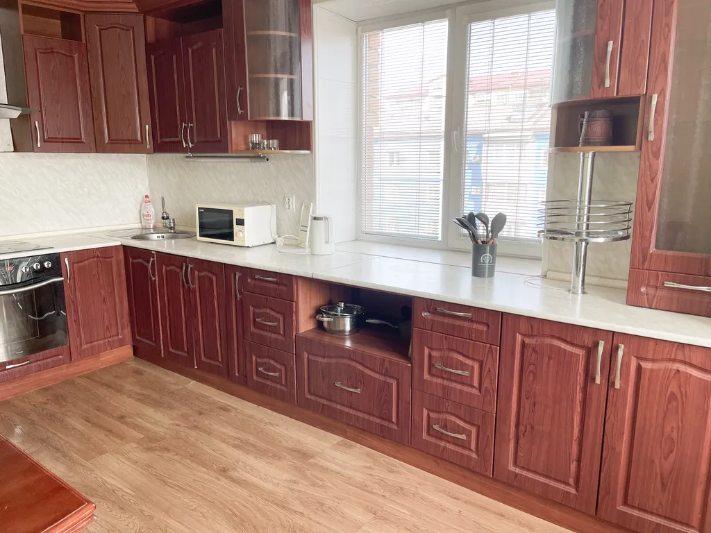 Большая двушка недалеко от жд вокзала