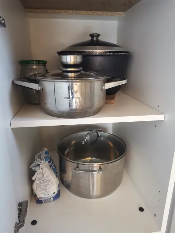 Дом под ключ с зелёной лужайкой и плодовыми насаждениями