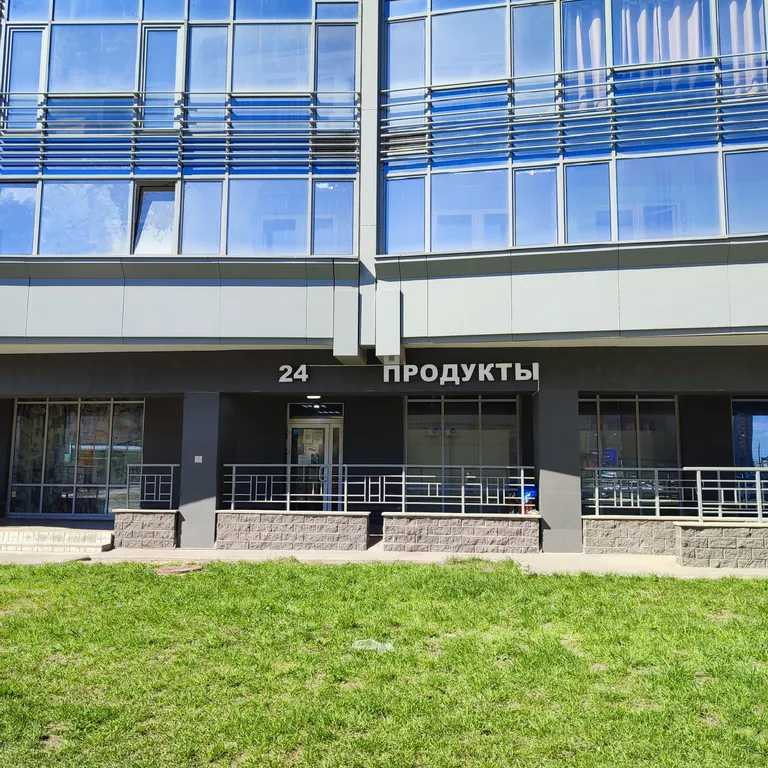 Чистая студия Black and White в 3 минутах от метро и жд вокзала