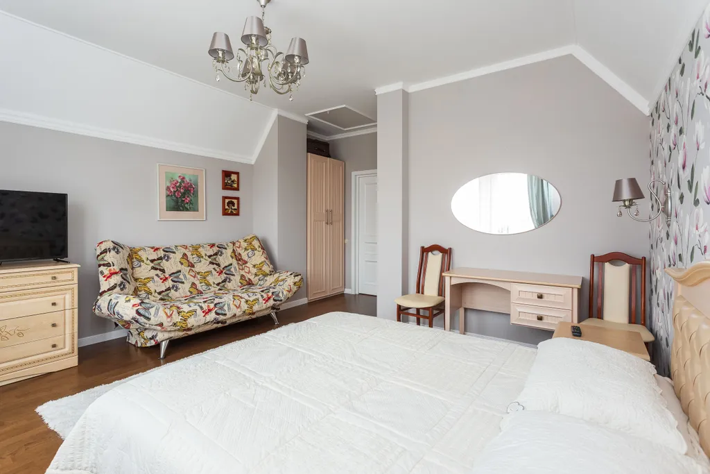 Дом с сауной и теплым бассейном