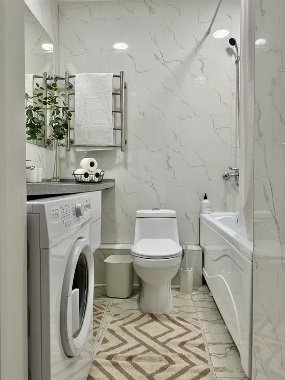 Яркая квартира Терракота в центре города с видом на Коктобе