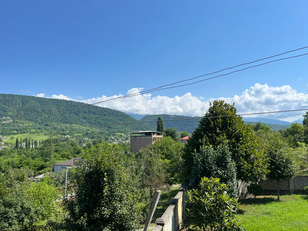 Коттедж Коттедж «Басиат» с видом на горы — Сухум