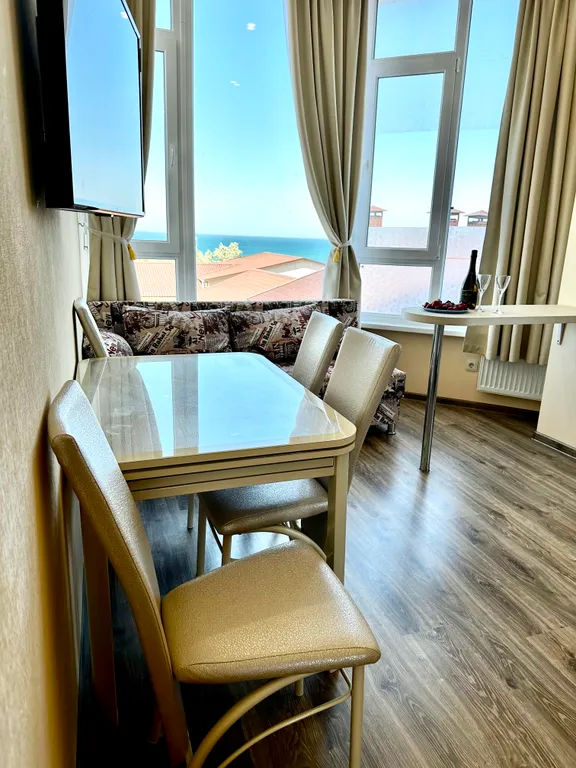 Апартамент с видом на море