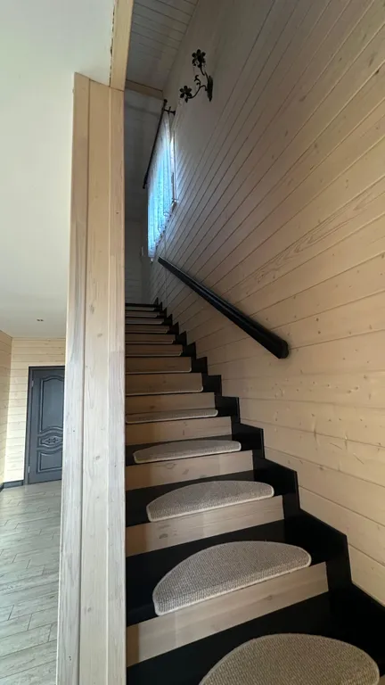 Шале с видом на горы и реку Moon House Arkhyz