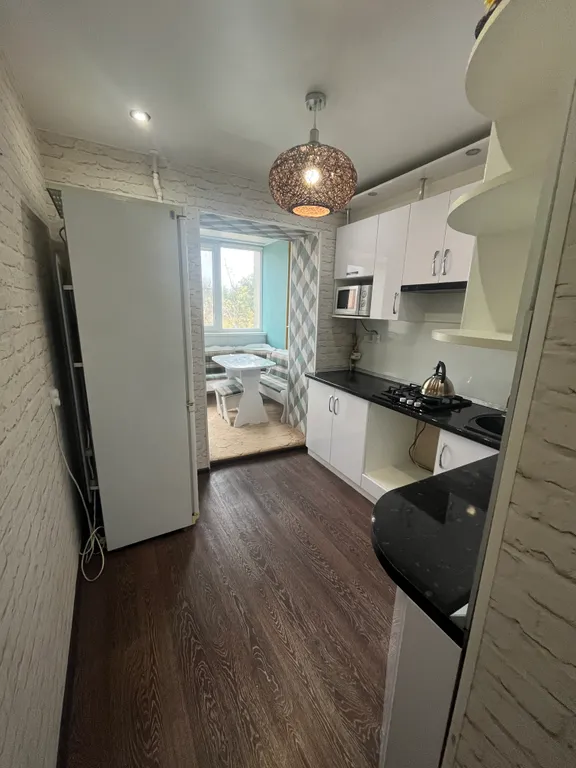 Квартира напротив крыла «Икара»