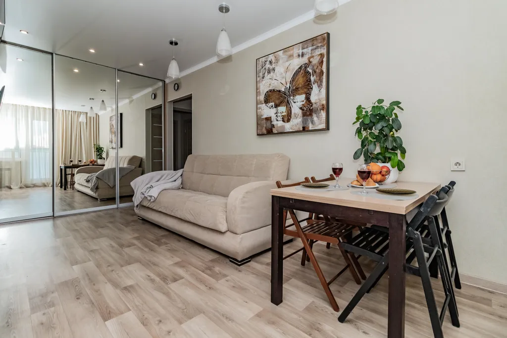 Большая, современная 2-комнатная квартира — аренда посуточно в Челябинск