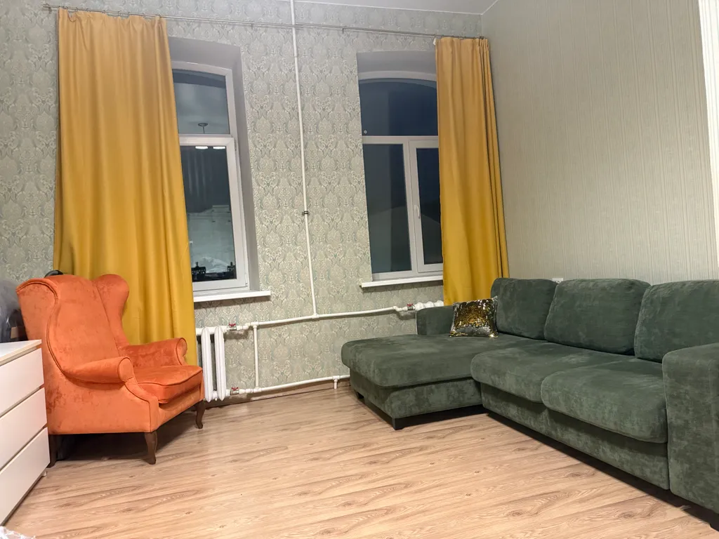 Просторная квартира возле метро достоевская