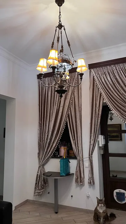 Дом "Вромса" на Хлебной - новый, брутальный, спокойный, комфортный.