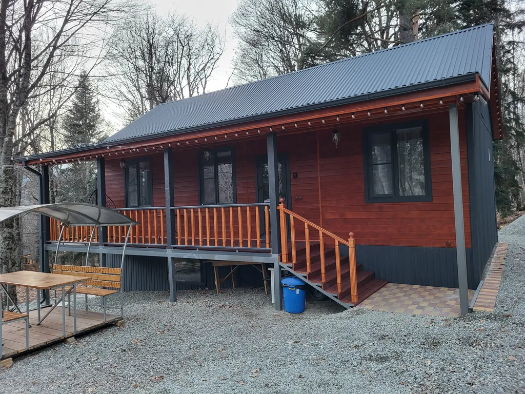 Коттедж с видом на горы (3 спальни)