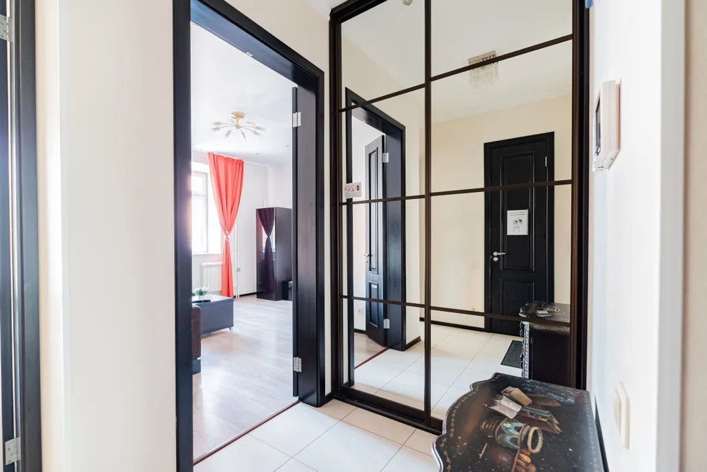 Стильная квартира в центре города у парка