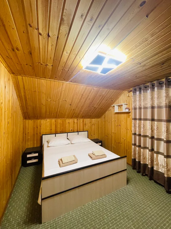 7-комнатный Дом