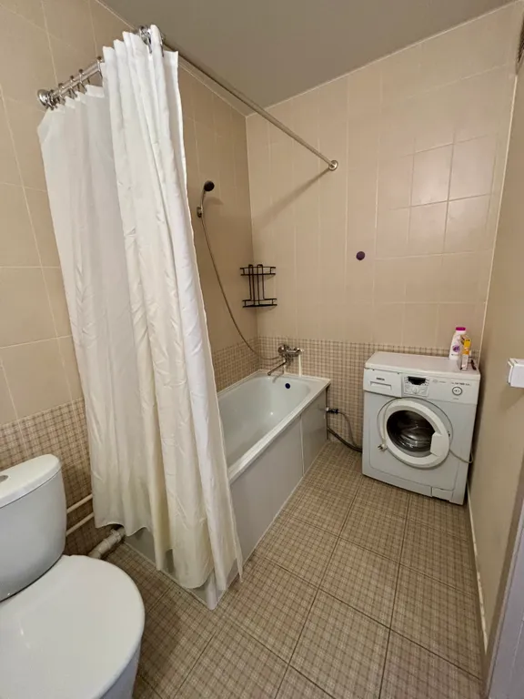 Уютная квартира в новом доме жк Лнгенда