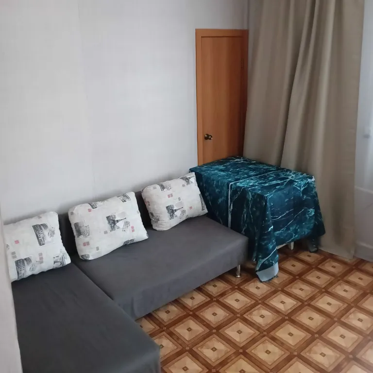 1 кмнатная квартира, рядом диагностика, университет, онкология и 10 минут до аэр