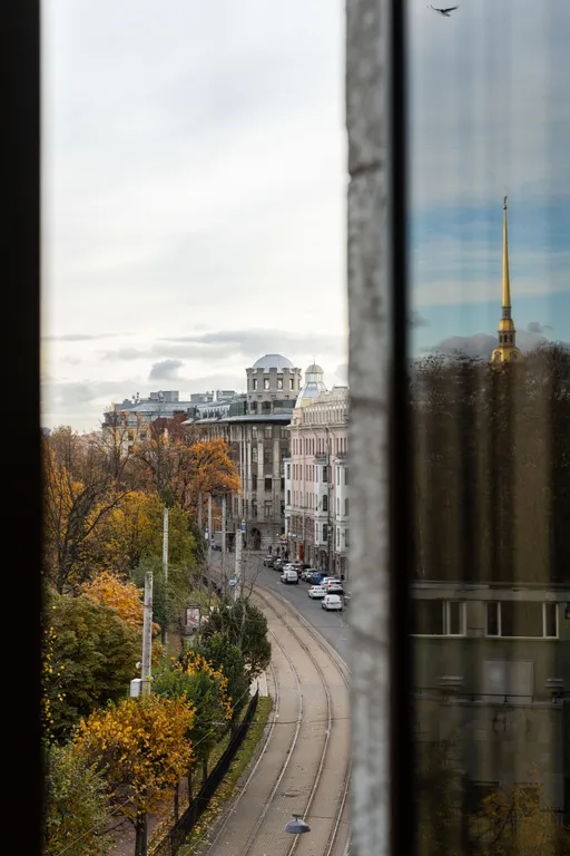 Апартаменты с видом на Петропавловку