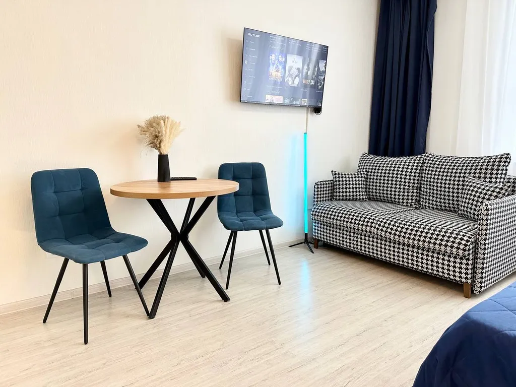 Яркая квартира со всеми удобствами