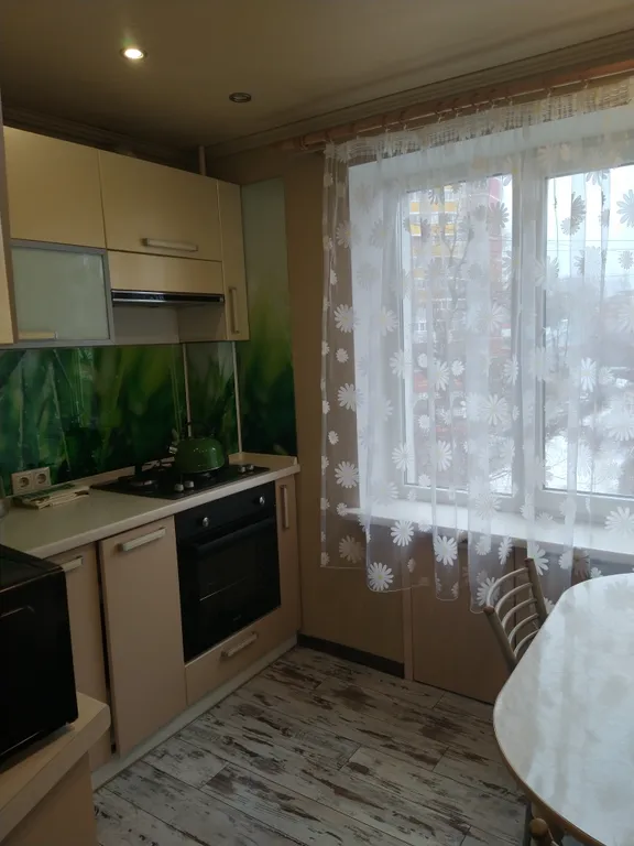 Уютная квартира рядом с парком Кирова и двумя университетам