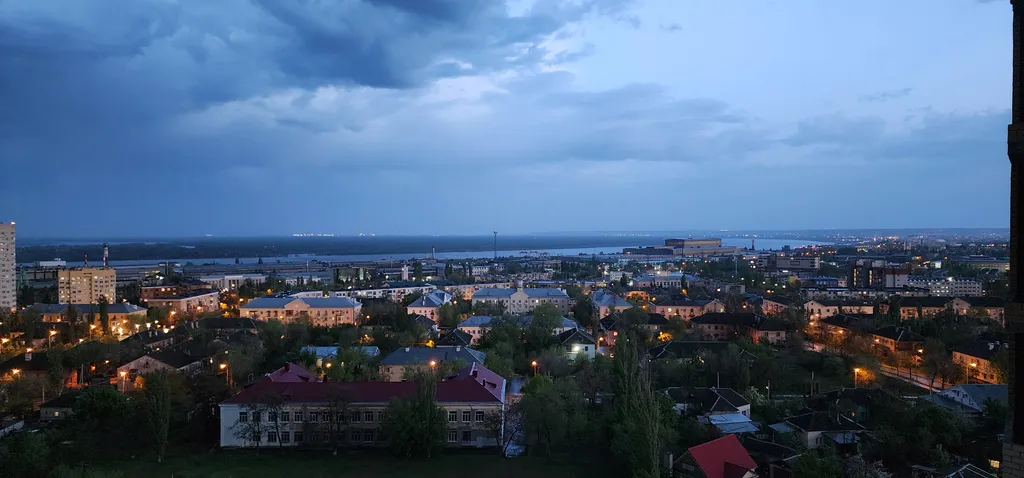 Дизайнерская квартира с видом на Волгу