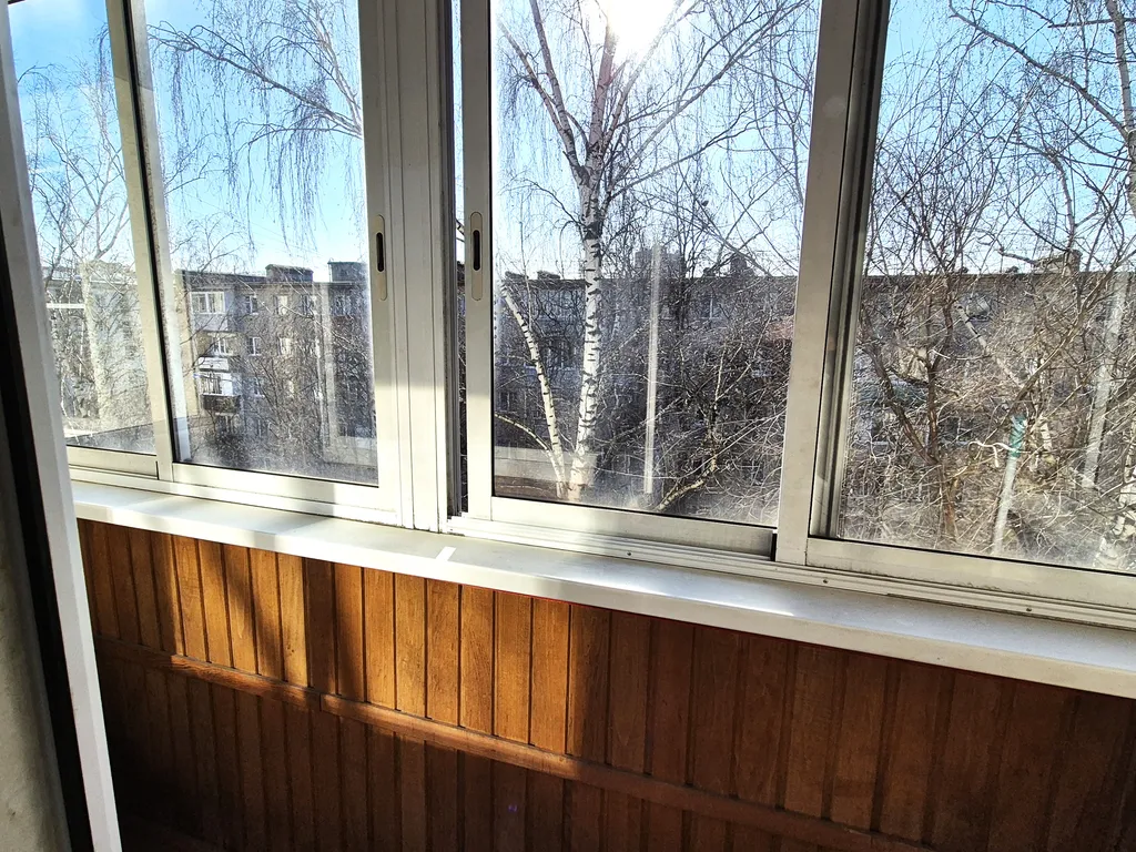 Двухкомнатная хорошая квартира в центре города