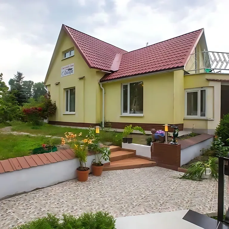 Уютный дом и комплекс «Багира» на Балтийской косе