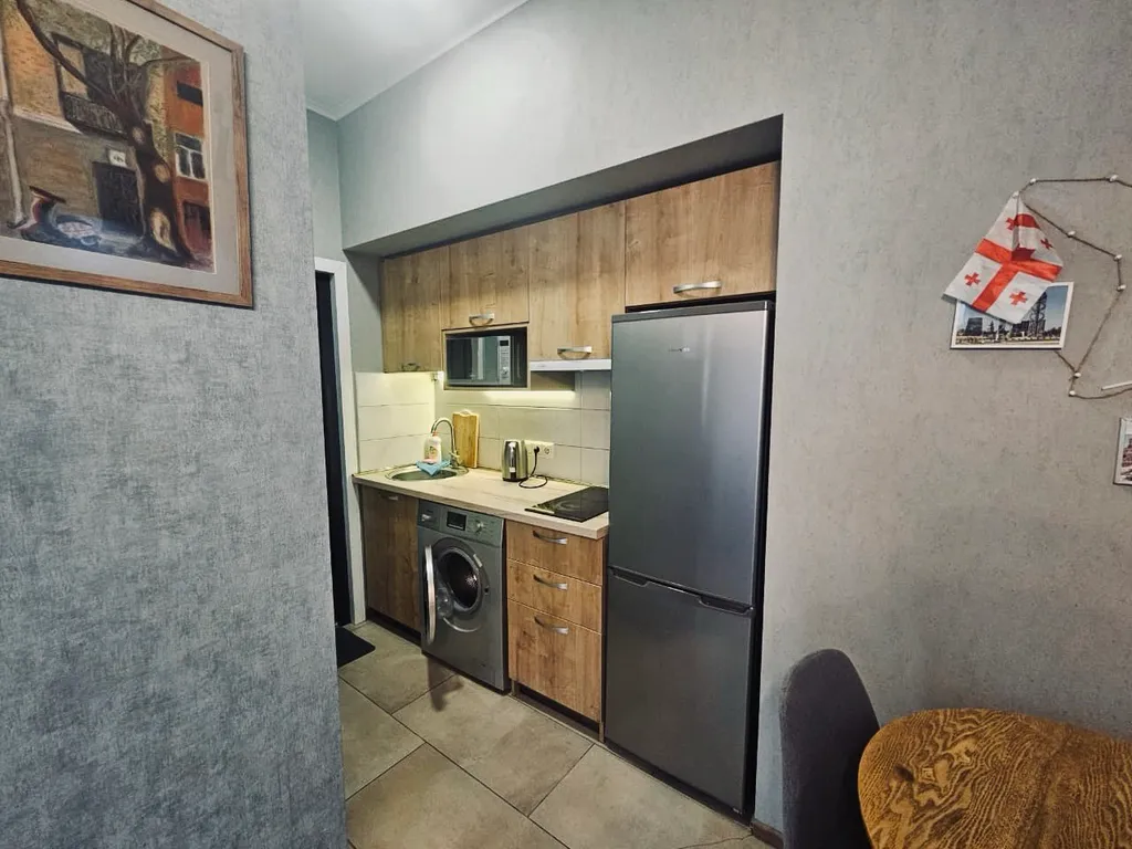 Квартира в центре Тбилиси на 2-6 гостей с 2 спальнями и балконом