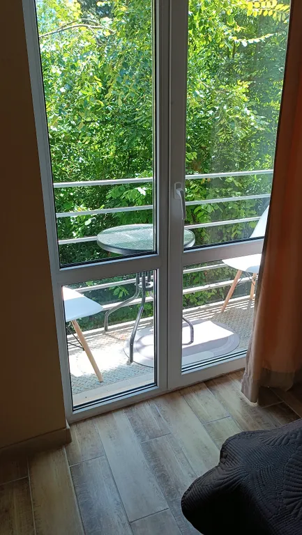 Студия с балконом