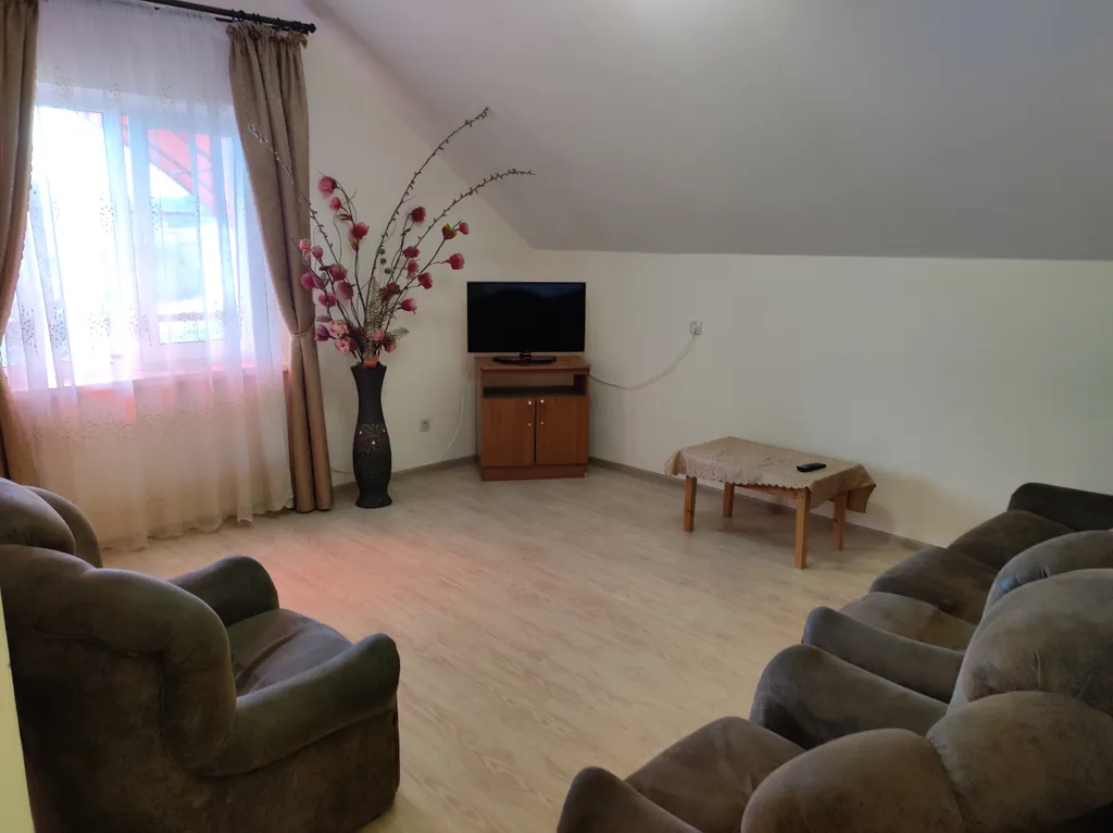 Коттедж Этаж в доме для дружной компании — аренда посуточно в Витязево