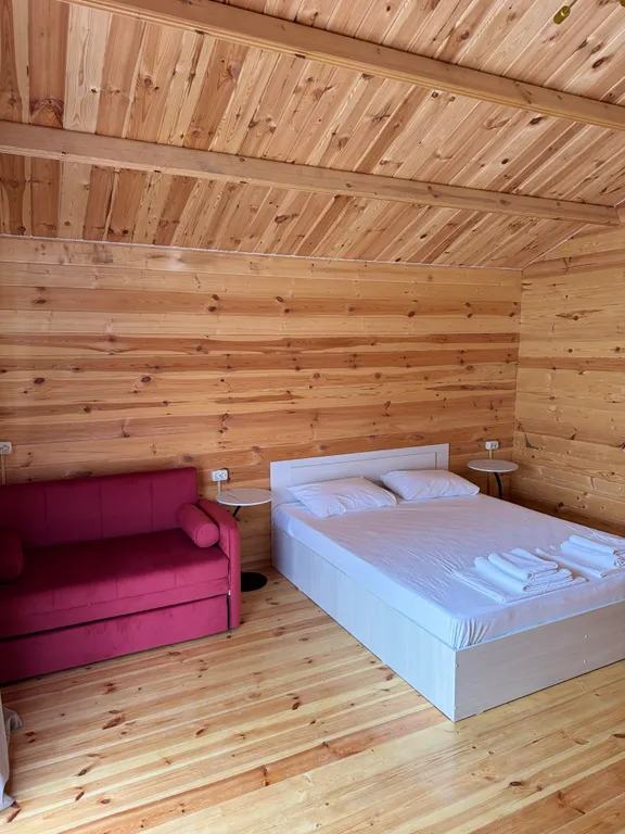 Коттедж Эко-домик Акация со всеми удобствами, на благоустроенной территории — Сухум