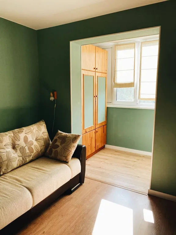 Дизайнерская 3-комнатная квартира у Самолета