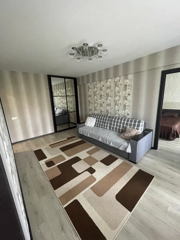 Уютная квартира в спальном районе ждет порядочных людей