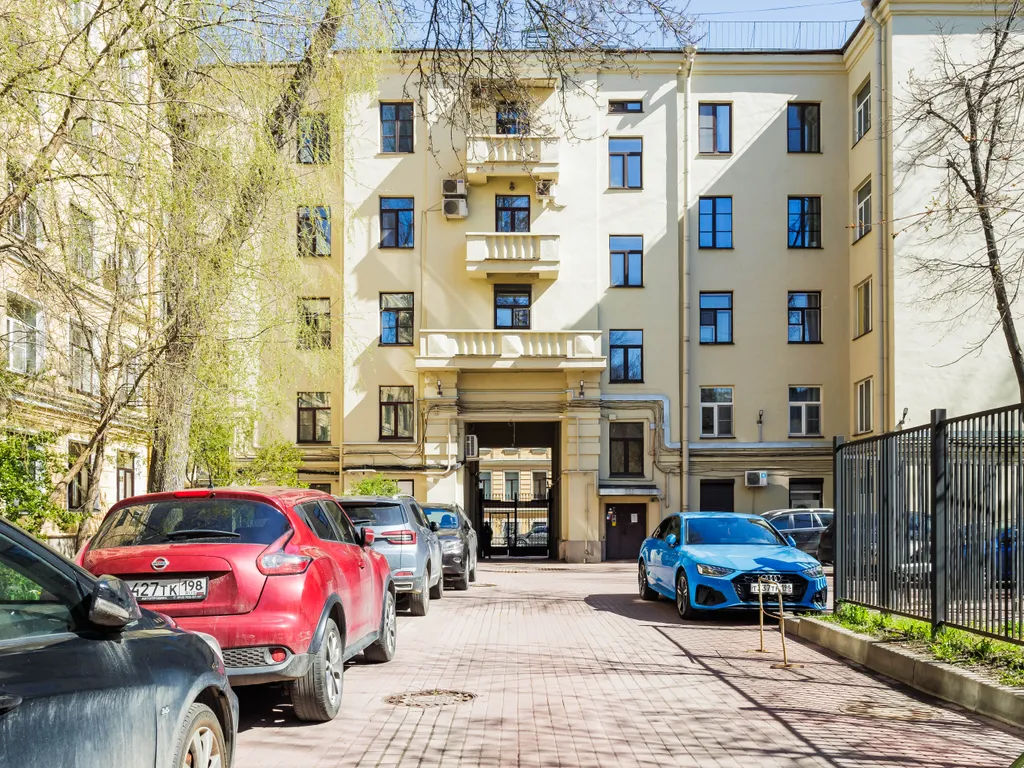 Квартира Современная квартира у Таврического сада — Санкт-Петербург
