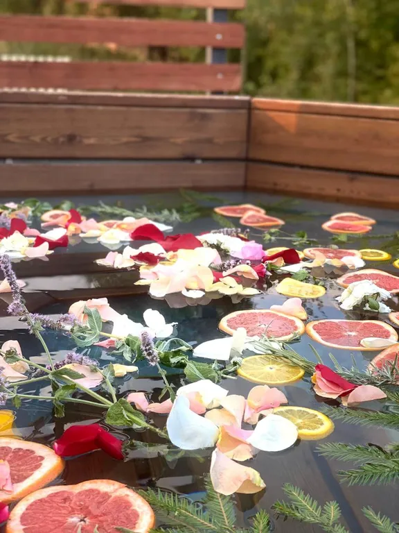 Дом у озера с банным чаном и русской баней