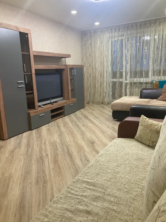 Двухкомнатная квартира рядом с центром города