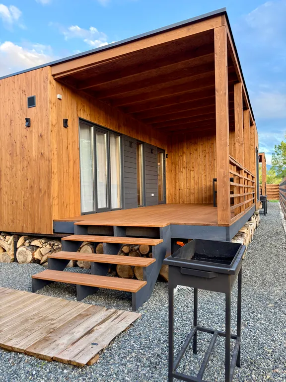 Дом с видом на реку Катунь