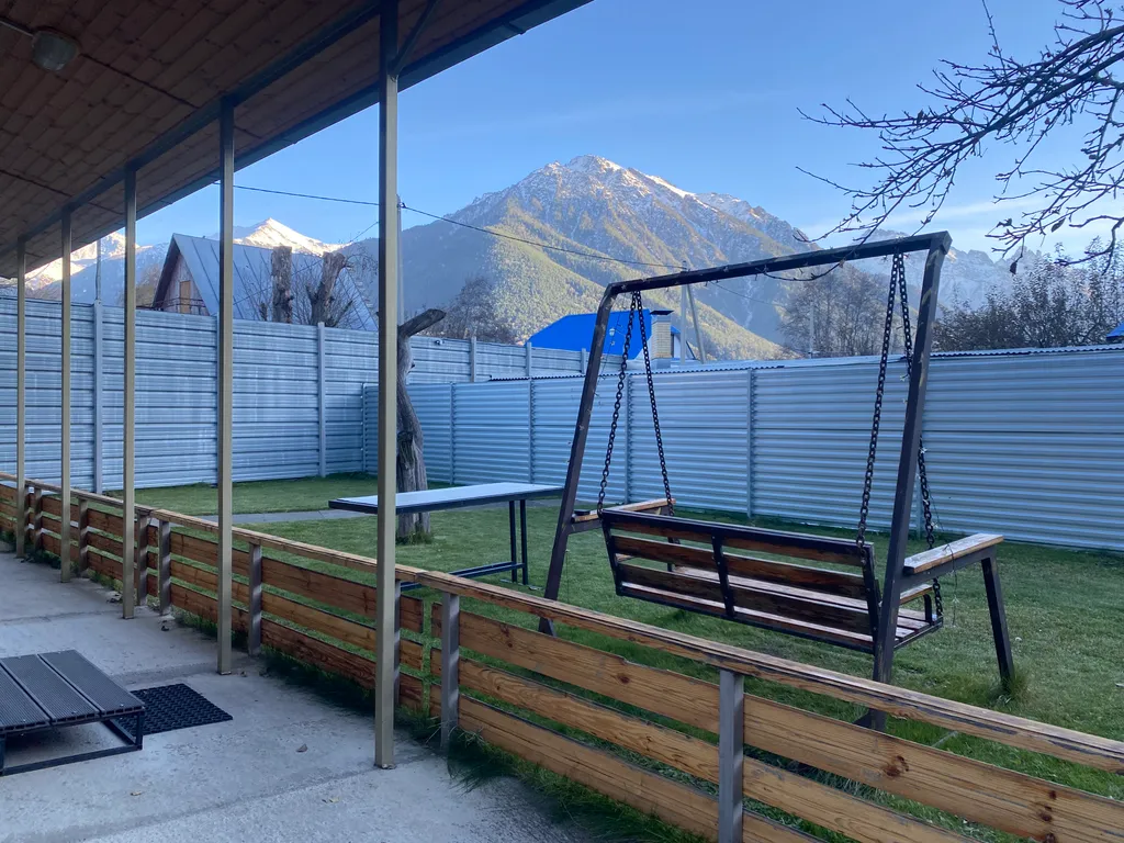 Шале у реки