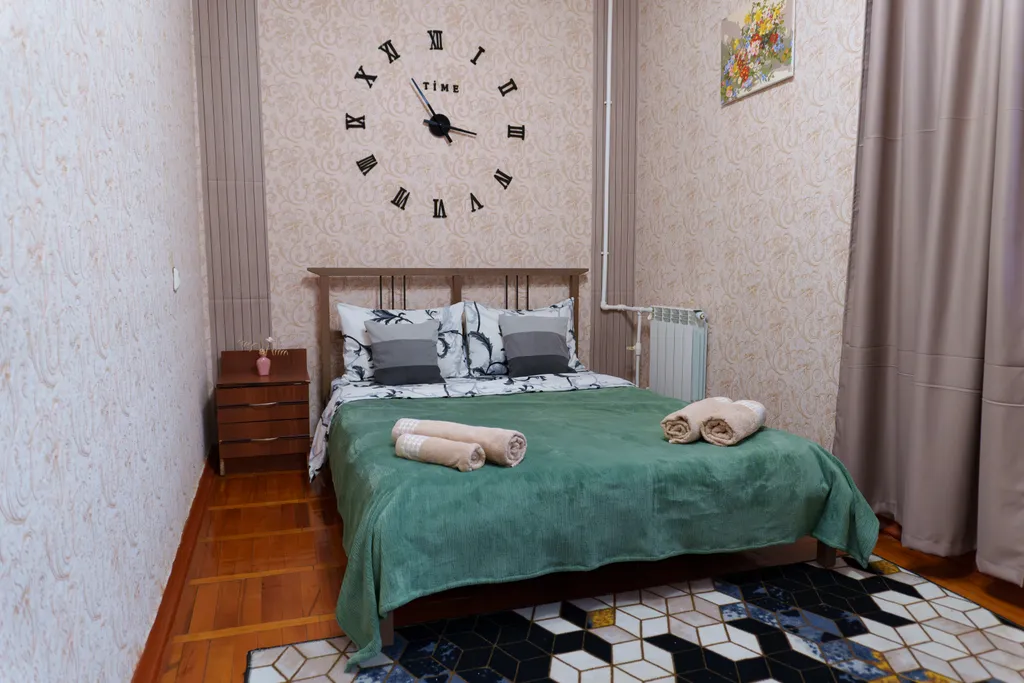 Двухкомнатная квартира (5 гостей 3 спальных места) — аренда посуточно в Кропоткин