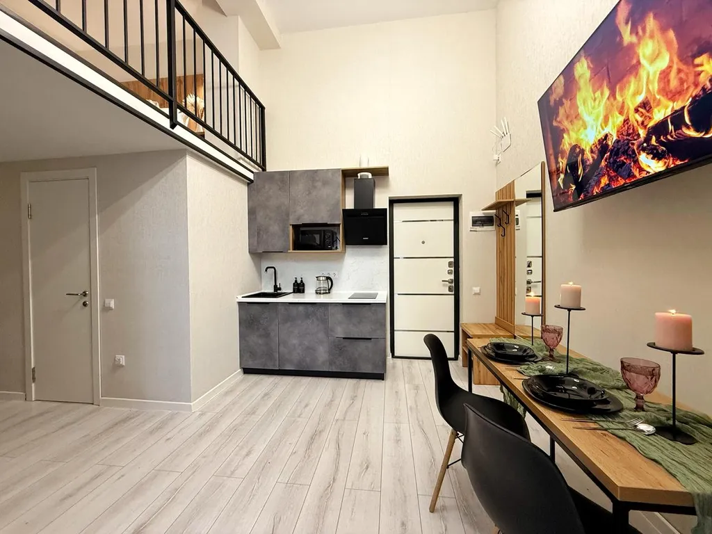 Апартаменты двухуровневые 3 минуты до пляжа