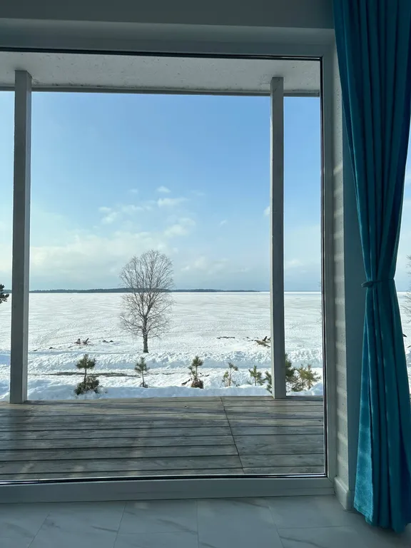 Солнечная гора Сяпся студия с панорамными окнами