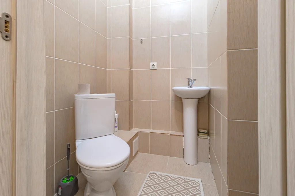 Квартира чистая, хорошая, теплая в доме бизнес класса