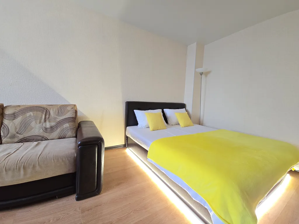 Квартира Квартира Тут хорошо на Щорса — Екатеринбург