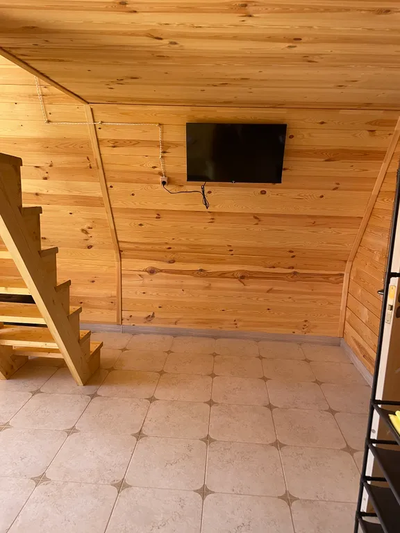 Атмосферные дома a-frame на берегу моря