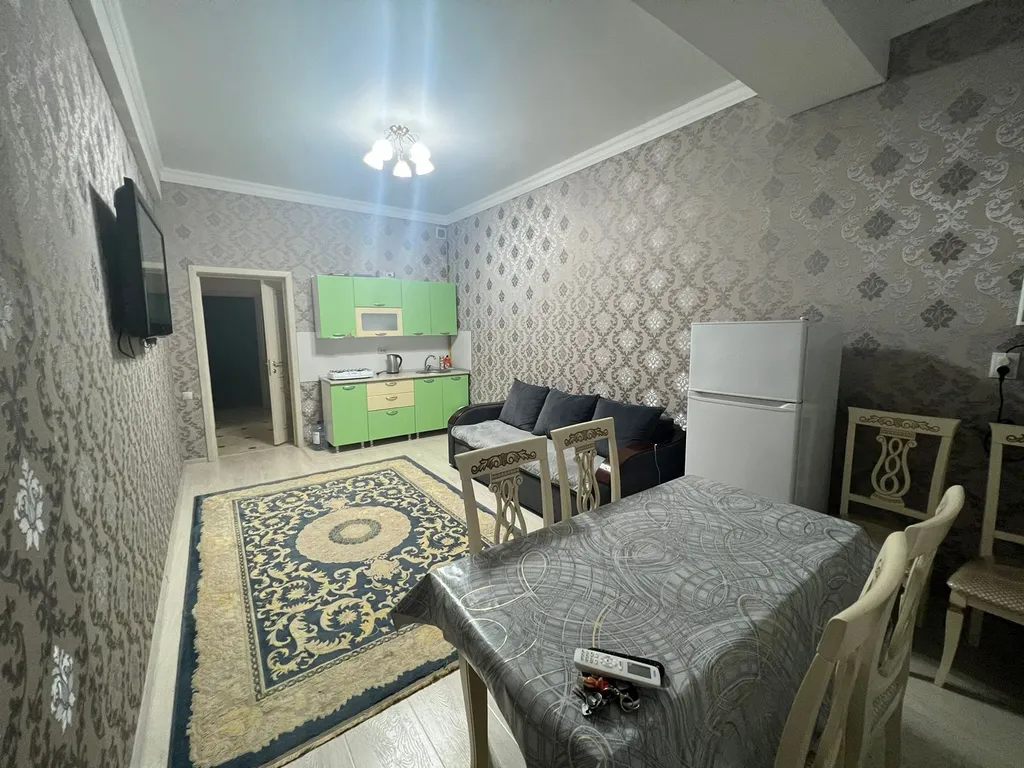 Квартира с видом на море, заводской пляж