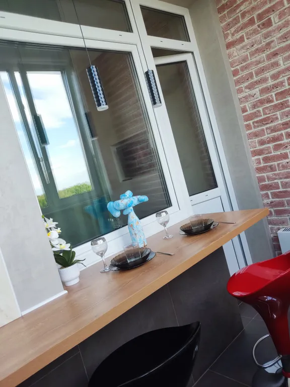 Студия с отдельной кухней